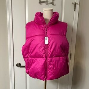 Old Navy Women’s Pink Puffer Jacket